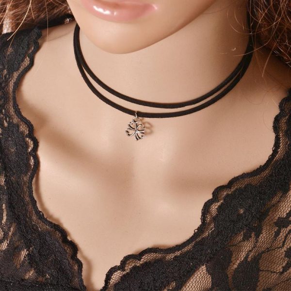 Velvet Ribbon Mistletoe Pendant Gothic Choker Necklaces