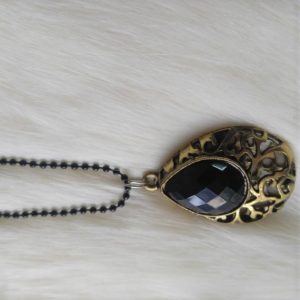 Gold Wrapped Black Ruby Drop Imitation Necklace