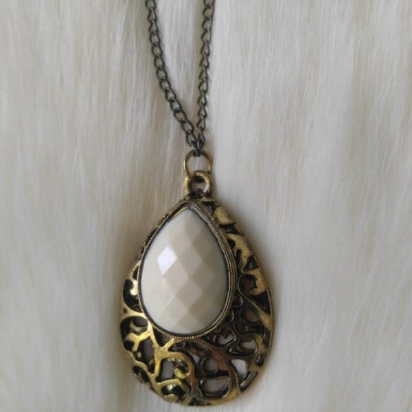 Gold Wrapped White Ruby Drop Imitation Necklace