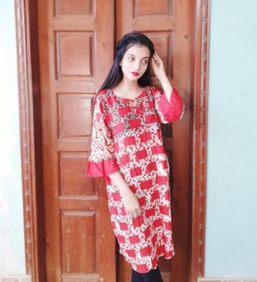 Red and White Box-Pattern Style Tunic