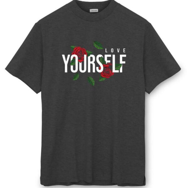 Love Yourself T-Shirt (8)