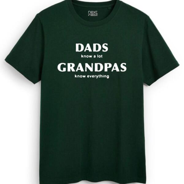 Dads Knows A lot But grandpas Know Everything T-Shirt
